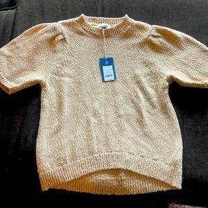 Pale yellow size S universal threads knitted top